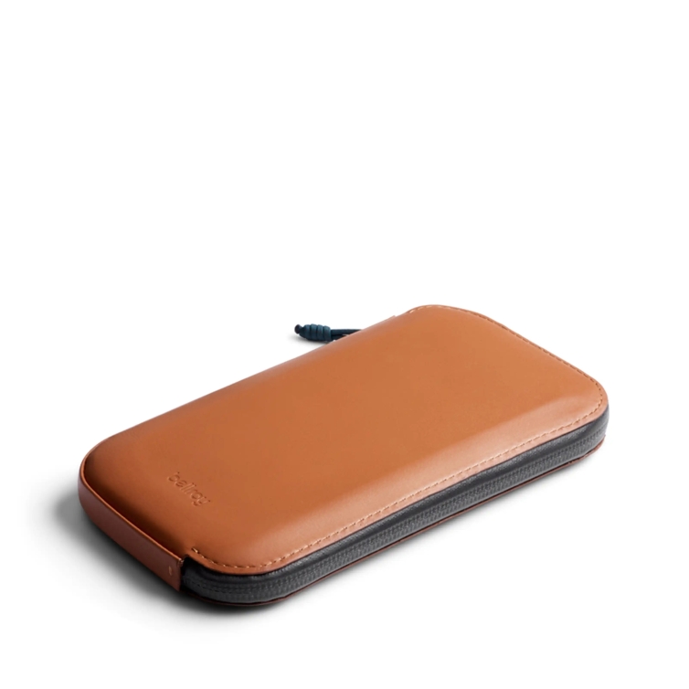All-Conditions Phone Pocket Plus bronze BELLROY - 2